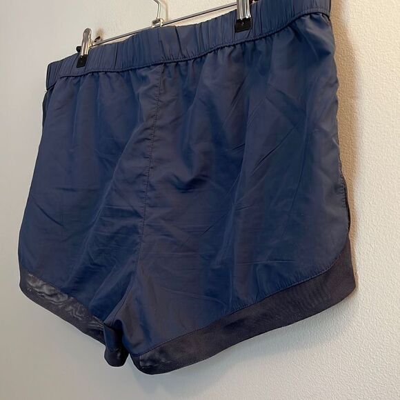 Tahari Sport Women's Navy Mesh Trim Elastic Waist Athletic Workout Shorts XL - Picture 3 of 5